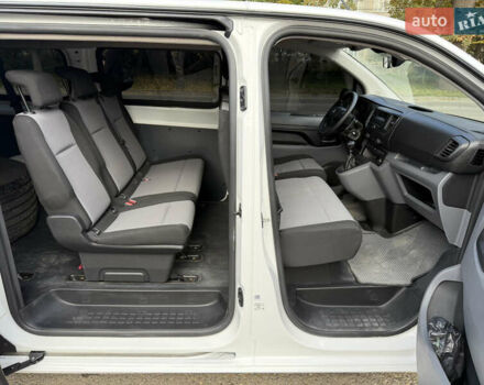 Белый Ситроен Space Tourer, объемом двигателя 2 л и пробегом 185 тыс. км за 15500 $, фото 6 на Automoto.ua