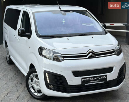 Белый Ситроен Space Tourer, объемом двигателя 2 л и пробегом 11 тыс. км за 43000 $, фото 3 на Automoto.ua
