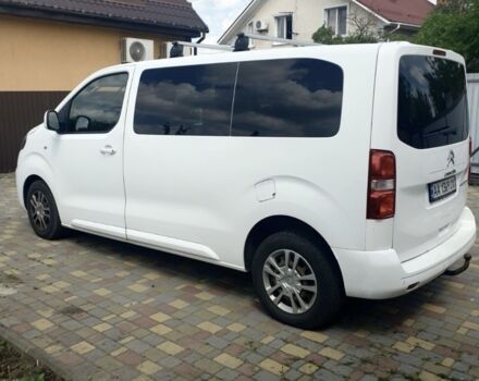 Белый Ситроен Space Tourer, объемом двигателя 2 л и пробегом 135 тыс. км за 32000 $, фото 1 на Automoto.ua