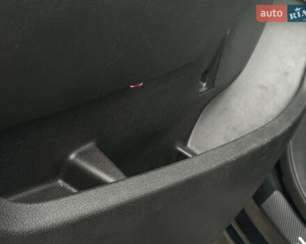 Черный Ситроен Space Tourer, объемом двигателя 1.6 л и пробегом 190 тыс. км за 20900 $, фото 15 на Automoto.ua