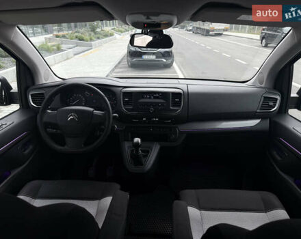 Черный Ситроен Space Tourer, объемом двигателя 1.6 л и пробегом 190 тыс. км за 20900 $, фото 28 на Automoto.ua