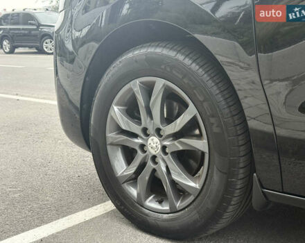 Черный Ситроен Space Tourer, объемом двигателя 1.6 л и пробегом 190 тыс. км за 20900 $, фото 12 на Automoto.ua