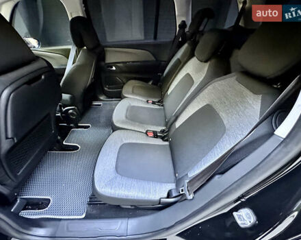 Черный Ситроен Space Tourer, объемом двигателя 2 л и пробегом 188 тыс. км за 15450 $, фото 62 на Automoto.ua