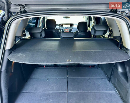Черный Ситроен Space Tourer, объемом двигателя 2 л и пробегом 188 тыс. км за 15450 $, фото 34 на Automoto.ua