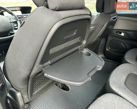 Сітроен Space Tourer 2018 у Вінниці на Automoto.ua Чорний Сітроен Space Tourer, об'ємом двигуна 2 л та пробігом 190 тис. км за 15555 $, фото 58 на Automoto.ua