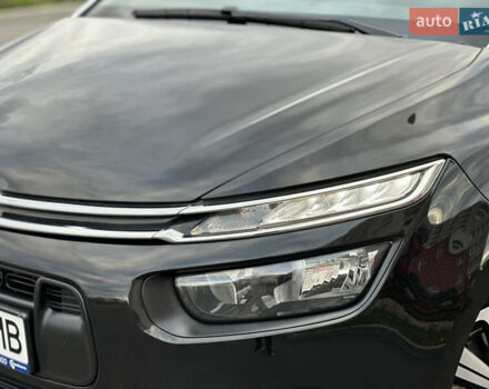 Сітроен Space Tourer 2018 у Вінниці на Automoto.ua Чорний Сітроен Space Tourer, об'ємом двигуна 2 л та пробігом 190 тис. км за 15555 $, фото 2 на Automoto.ua