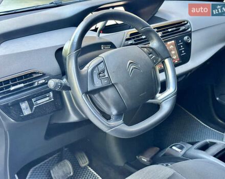 Черный Ситроен Space Tourer, объемом двигателя 2 л и пробегом 188 тыс. км за 15450 $, фото 45 на Automoto.ua