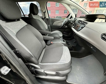 Сітроен Space Tourer 2018 у Вінниці на Automoto.ua Чорний Сітроен Space Tourer, об'ємом двигуна 2 л та пробігом 190 тис. км за 15555 $, фото 72 на Automoto.ua