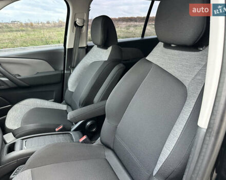 Сітроен Space Tourer 2018 у Вінниці на Automoto.ua Чорний Сітроен Space Tourer, об'ємом двигуна 2 л та пробігом 190 тис. км за 15555 $, фото 40 на Automoto.ua