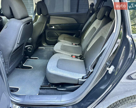 Черный Ситроен Space Tourer, объемом двигателя 2 л и пробегом 188 тыс. км за 15450 $, фото 60 на Automoto.ua