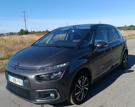 Ситроен Space Tourer 2019 в Броварах на Automoto.ua Серый Ситроен Space Tourer, объемом двигателя 0 л и пробегом 164 тыс. км за 14700 $, фото 1 на Automoto.ua