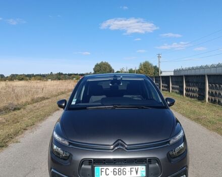 Ситроен Space Tourer 2019 в Броварах на Automoto.ua Серый Ситроен Space Tourer, объемом двигателя 0 л и пробегом 164 тыс. км за 14700 $, фото 2 на Automoto.ua