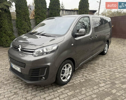 Серый Ситроен Space Tourer, объемом двигателя 2 л и пробегом 150 тыс. км за 27500 $, фото 2 на Automoto.ua