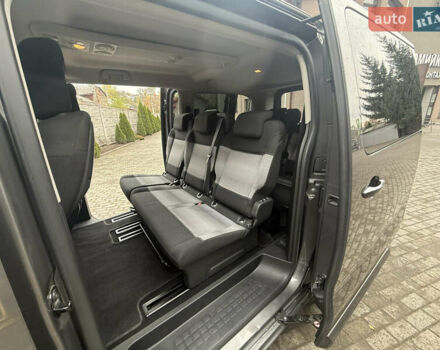 Серый Ситроен Space Tourer, объемом двигателя 2 л и пробегом 150 тыс. км за 27500 $, фото 8 на Automoto.ua