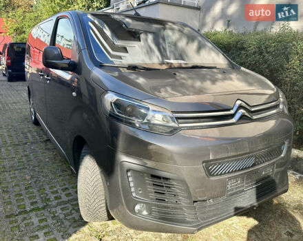 Серый Ситроен Space Tourer, объемом двигателя 0 л и пробегом 46 тыс. км за 18814 $, фото 44 на Automoto.ua