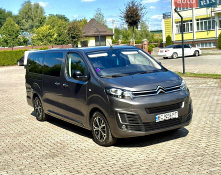 Серый Ситроен Space Tourer, объемом двигателя 2 л и пробегом 48 тыс. км за 39900 $, фото 2 на Automoto.ua