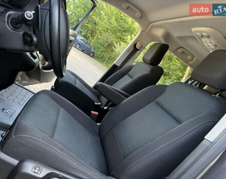 Серый Ситроен Space Tourer, объемом двигателя 2 л и пробегом 48 тыс. км за 39900 $, фото 62 на Automoto.ua