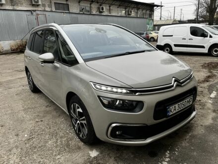 Серый Ситроен Space Tourer, объемом двигателя 2 л и пробегом 169 тыс. км за 22500 $, фото 1 на Automoto.ua