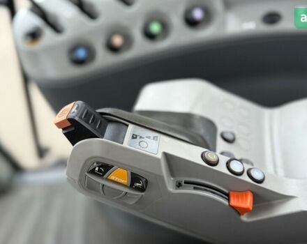 Клаас Аксіон, об'ємом двигуна 0 л та пробігом 0 тис. км за 59995 $, фото 25 на Automoto.ua