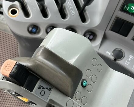 Клаас Аксіон, об'ємом двигуна 6.8 л та пробігом 0 тис. км за 50011 $, фото 9 на Automoto.ua