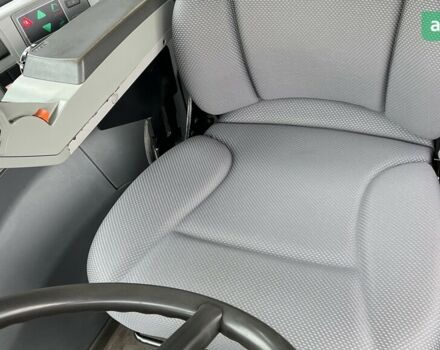 Клаас Аксіон, об'ємом двигуна 6.8 л та пробігом 0 тис. км за 50011 $, фото 7 на Automoto.ua