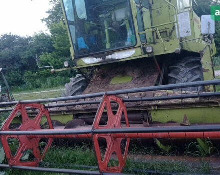 Клаас Домінатор, об'ємом двигуна 5.8 л та пробігом 1 тис. км за 11000 $, фото 1 на Automoto.ua