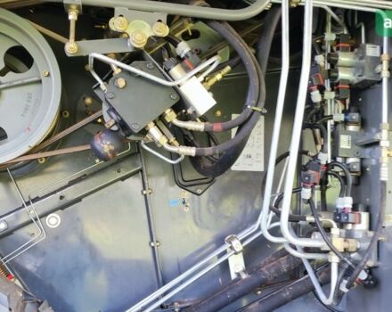 Клаас Лексіон, об'ємом двигуна 8.8 л та пробігом 1 тис. км за 87000 $, фото 38 на Automoto.ua