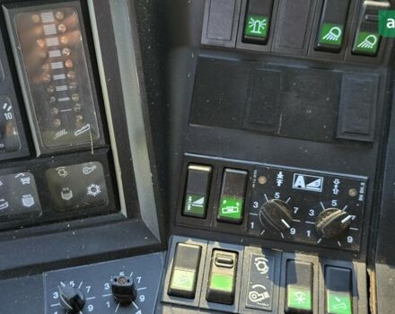 Клаас Мега, об'ємом двигуна 0 л та пробігом 0 тис. км за 68850 $, фото 54 на Automoto.ua