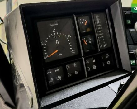 Клаас Мега, об'ємом двигуна 6 л та пробігом 0 тис. км за 40296 $, фото 9 на Automoto.ua