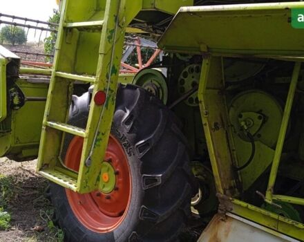 Клаас Dominator 48, объемом двигателя 3.86 л и пробегом 0 тыс. км за 14000 $, фото 8 на Automoto.ua