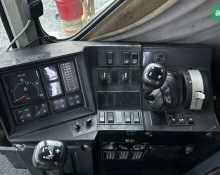 Клаас Dominator 88, объемом двигателя 0 л и пробегом 0 тыс. км за 37500 $, фото 40 на Automoto.ua