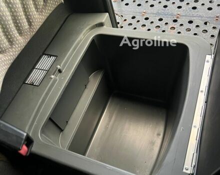 Помаранчевий Клаас Другая, об'ємом двигуна 0 л та пробігом 0 тис. км за 149414 $, фото 25 на Automoto.ua