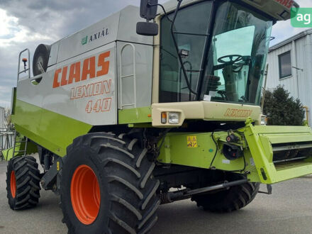 Клаас Lexion 440 1997 в Звенигородка на Automoto.ua Клаас Lexion 440, объемом двигателя 2.45 л и пробегом 0 тыс. км за 51203 $, фото 1 на Automoto.ua