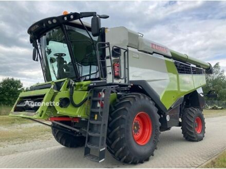 Клаас Lexion 6800 2022 в Звенигородка на Automoto.ua Клаас Lexion 6800, объемом двигателя 0 л и пробегом 0 тыс. км за 309099 $, фото 1 на Automoto.ua