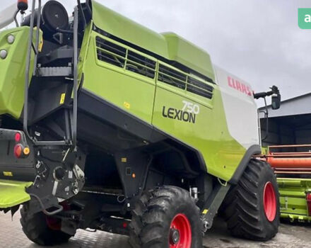 Клаас Lexion 750 1997 у Звенигородка на Automoto.ua Клаас Lexion 750, об'ємом двигуна 2.45 л та пробігом 0 тис. км за 158586 $, фото 4 на Automoto.ua