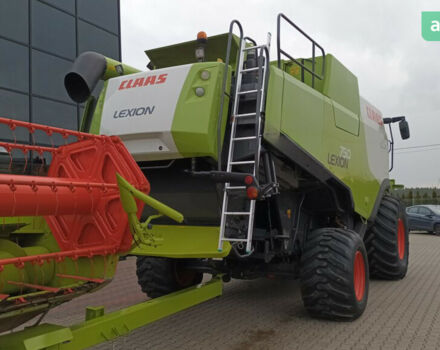 Клаас Lexion 750 1997 у Звенигородка на Automoto.ua Клаас Lexion 750, об'ємом двигуна 2.45 л та пробігом 0 тис. км за 122805 $, фото 8 на Automoto.ua