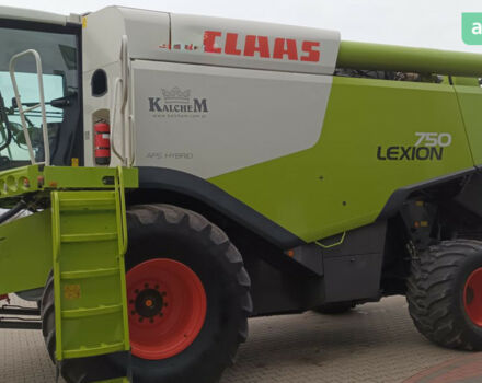 Клаас Lexion 750 1997 у Звенигородка на Automoto.ua Клаас Lexion 750, об'ємом двигуна 2.45 л та пробігом 0 тис. км за 122805 $, фото 5 на Automoto.ua