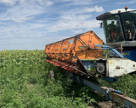 Синій Клаас Mega 350, об'ємом двигуна 6.2 л та пробігом 7 тис. км за 30000 $, фото 4 на Automoto.ua