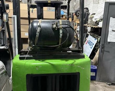 Зеленый Кларк ЦГП, объемом двигателя 2.5 л и пробегом 0 тыс. км за 6000 $, фото 4 на Automoto.ua