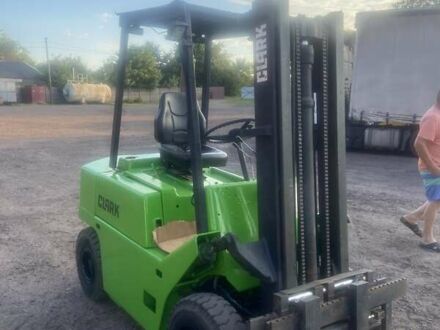 Кларк C 1994 в Мостисках на Automoto.ua Кларк C, объемом двигателя 0 л и пробегом 0 тыс. км за 5200 $, фото 1 на Automoto.ua