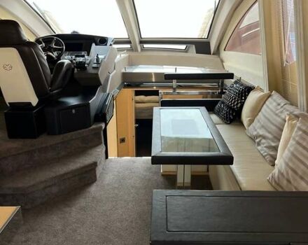 Білий Кранчі Flybridge, об'ємом двигуна 8 л та пробігом 1 тис. км за 863685 $, фото 9 на Automoto.ua