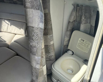 Белый Кроунлайн 220, объемом двигателя 5 л и пробегом 200 тыс. км за 29999 $, фото 47 на Automoto.ua