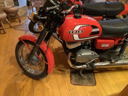 Цз 350, об'ємом двигуна 0.35 л та пробігом 0 тис. км за 5000 $, фото 1 на Automoto.ua