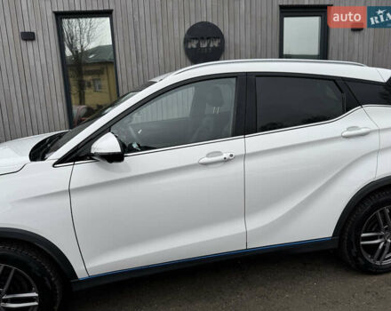 Білий DFSK Seres 3, об'ємом двигуна 0 л та пробігом 16 тис. км за 12900 $, фото 5 на Automoto.ua