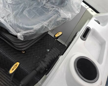 ДТЗ Другая, объемом двигателя 3.5 л и пробегом 1 тыс. км за 10450 $, фото 10 на Automoto.ua