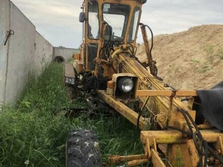 ДЗ 180 1991 у Києві на Automoto.ua ДЗ 180, об'ємом двигуна 0 л та пробігом 0 тис. км за 5993 $, фото 1 на Automoto.ua