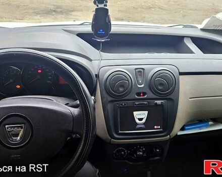 Белый Дачия Доккер, объемом двигателя 1.5 л и пробегом 308 тыс. км за 5999 $, фото 7 на Automoto.ua