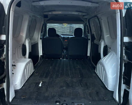 Белый Дачия Доккер, объемом двигателя 1.46 л и пробегом 210 тыс. км за 5950 $, фото 14 на Automoto.ua