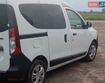 Белый Дачия Доккер, объемом двигателя 1.6 л и пробегом 280 тыс. км за 6200 $, фото 2 на Automoto.ua