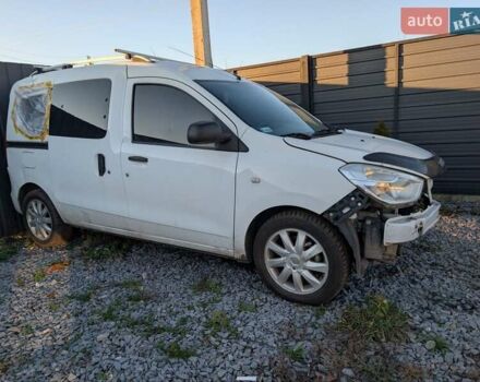 Белый Дачия Доккер, объемом двигателя 1.6 л и пробегом 220 тыс. км за 3200 $, фото 1 на Automoto.ua